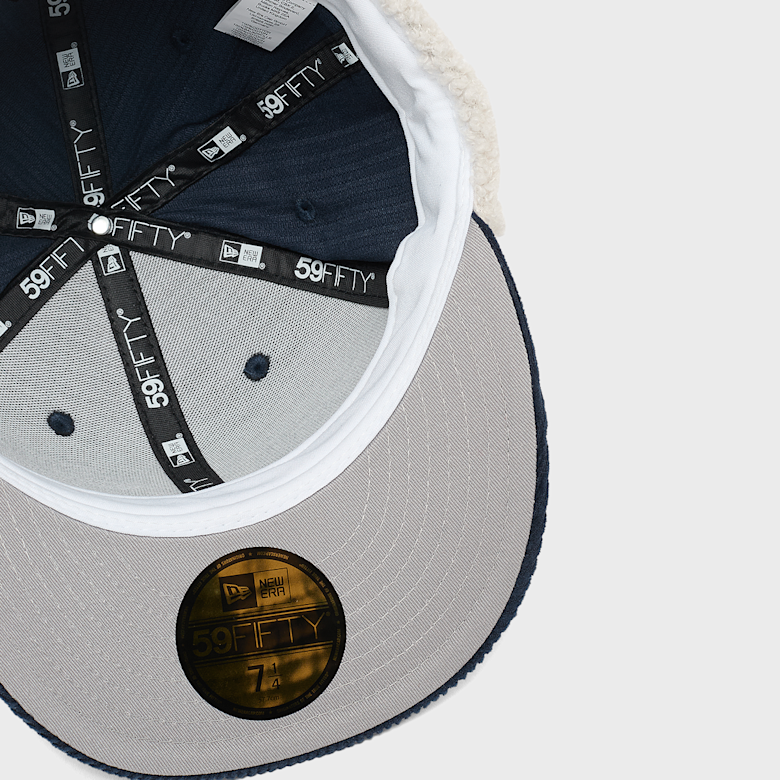 Buy New Era New York Yankees Mesh 59FIFTY Fitted Cap in blue