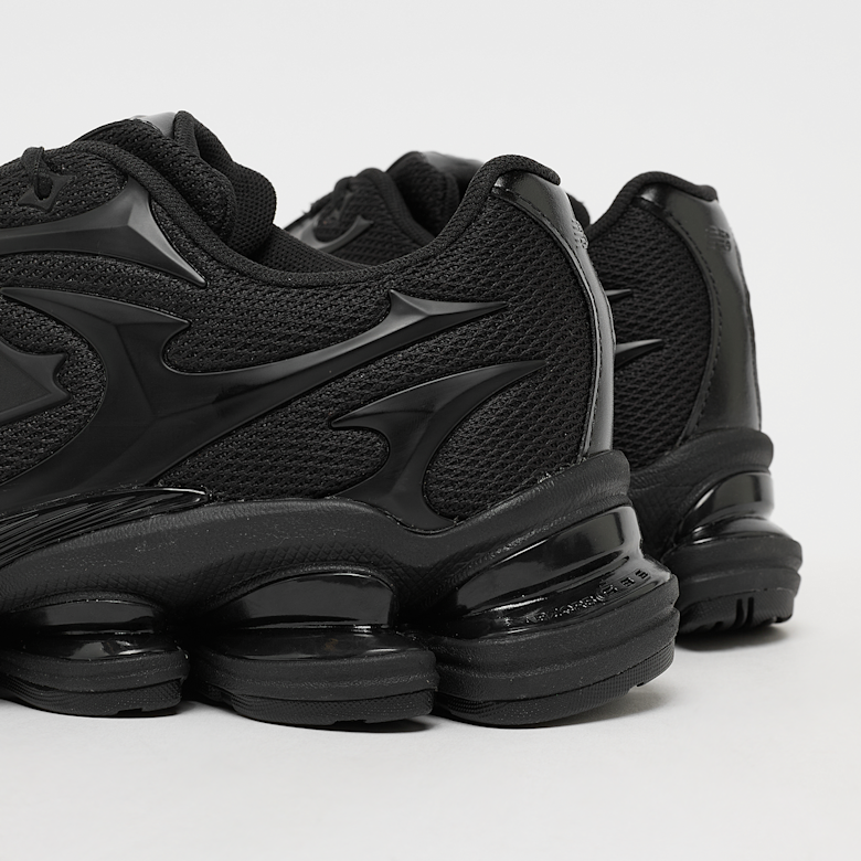 Buy New Balance Abzorb 2000 (U200078C) in black | U200078C | solebox