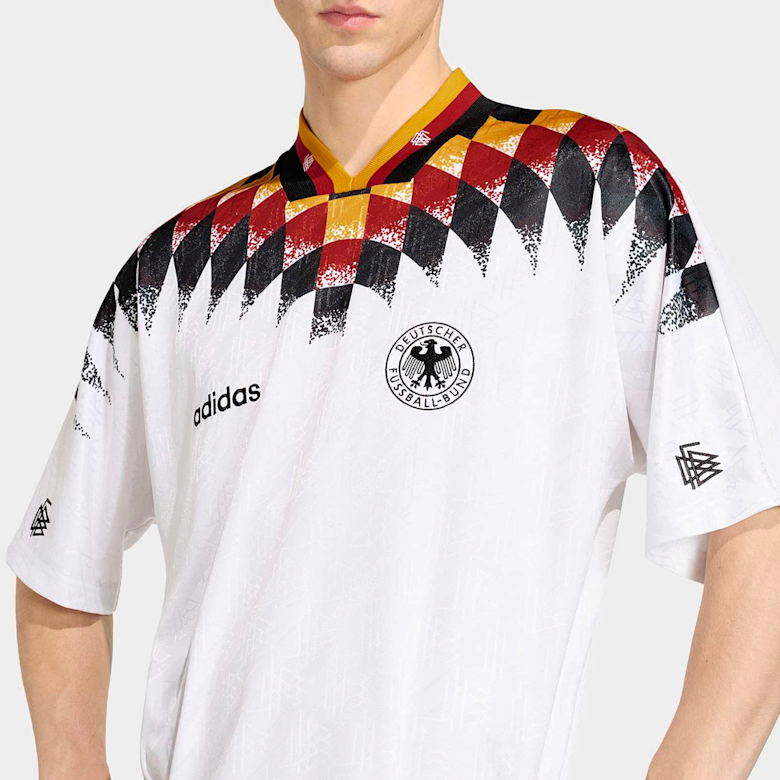 adidas Originals × DFB（ドイツ代表）ヒューマンレースコラボ Buy adidas Originals DFB Germany Home Jersey 1994 in white