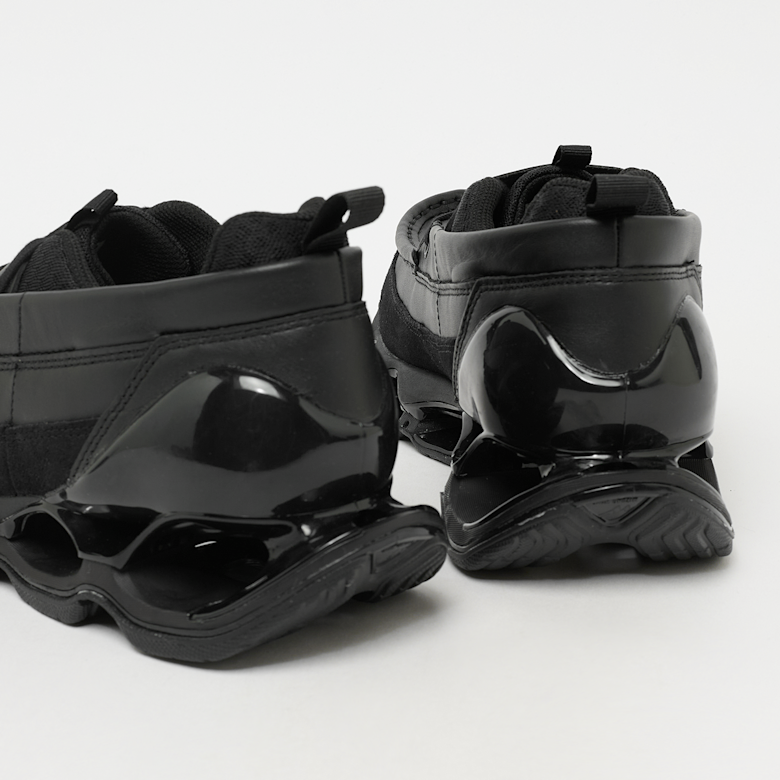 Buy Mizuno Wave Prophecy Moc in zwart | D1GD261401 | solebox