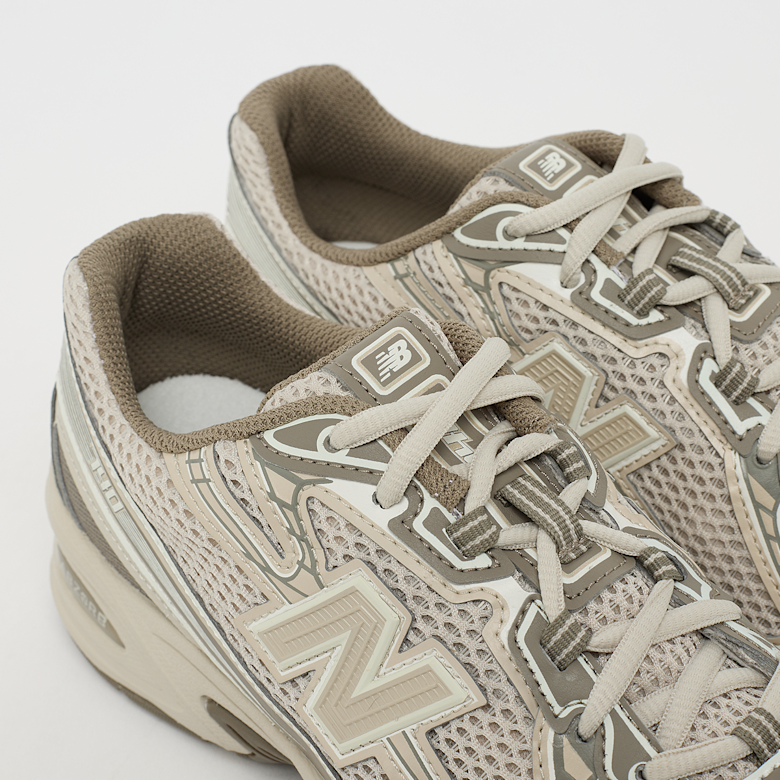 Buy New Balance Wmns 740 (U740AS2) in beige | U740AS2 | solebox