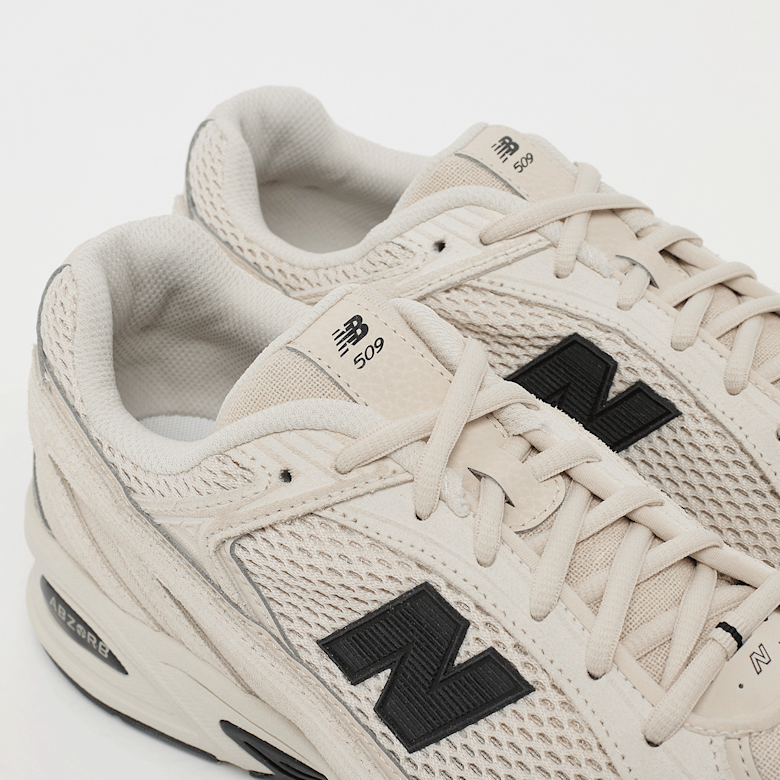 ミュウNew Balance 509 ホワイト スニーカー Buy New Balance 509 (U509BA) in beige | U509BA | solebox