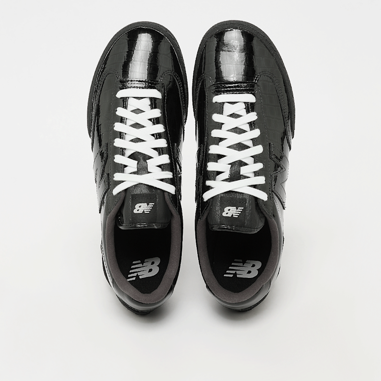 Buy New Balance Gator Run (UGTR2SV) in black | UGTR2SV | solebox
