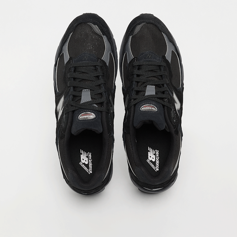 Buy New Balance 2002 Gore-Tex (U20023MB) in black | U20023MB | solebox