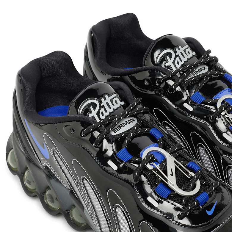 Buy Nike x Patta Air Max DN8 in black/game royal-metallic silver
