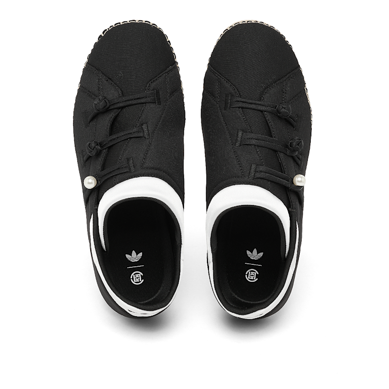 Buy adidas Originals x Clot Qi Flow in cblack/ftwwht | JQ4053