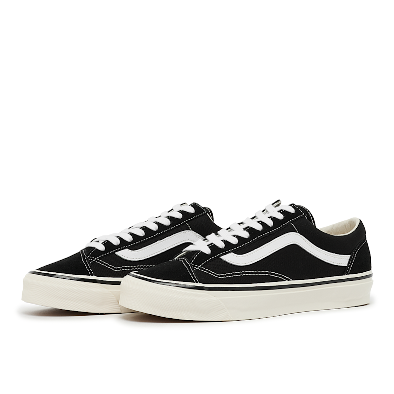 Buy Vans Premium Old Skool 36 in black | VN000E8VBPT1 | solebox display picture 1