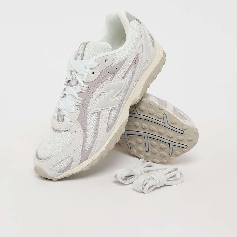 Buy New Balance Wmns 204L (U204L6A6) in reflection/truffle salt