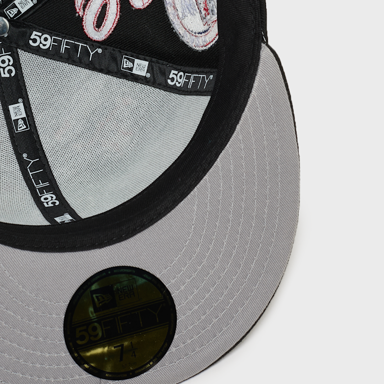 Buy New Era 59Fifty All Over Chicago White Sox in black | 60803359