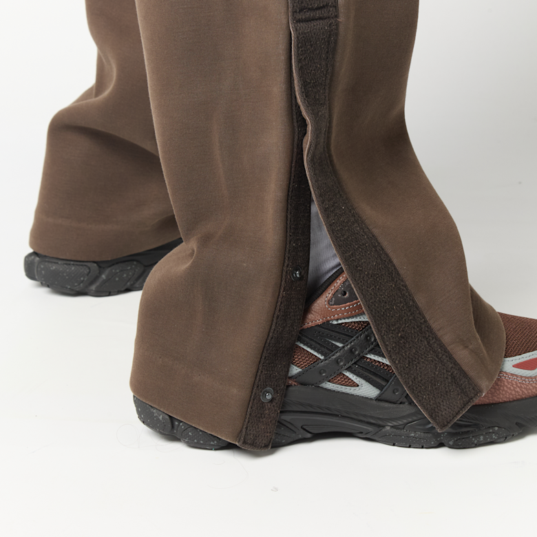 Buy Oakley x J. Brown Reserve Spacer Pant in brown | FOA409111-33U