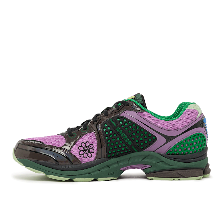 Buy Saucony x Jae Tips Triumph 4 in multi-colour | S70966-3 | solebox