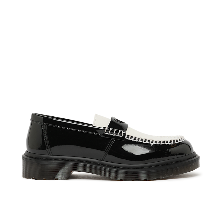 Buy Dr. Martens Wmns Penton Heart Loafer in black | 41676001 | solebox