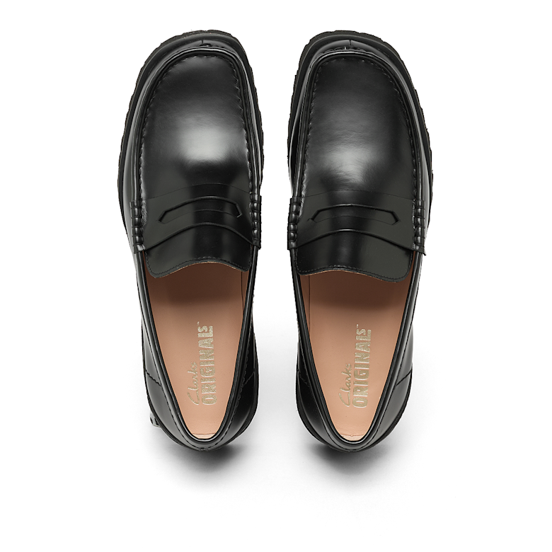 Buy Clarks Originals Yukoner Penny Loafer in black | 26185705