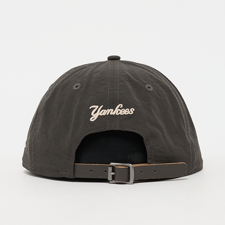 Buy New Era New York Yankees Nylon Strapback Cap in grey