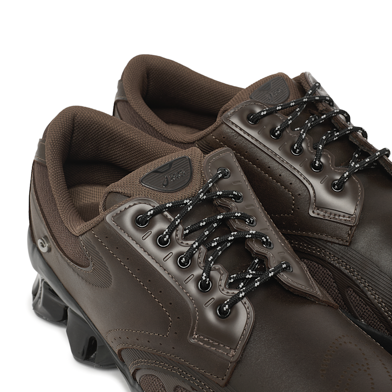 Buy ASICS SportStyle Gel-Kinetic SP in brown | 1203B056-200 | solebox