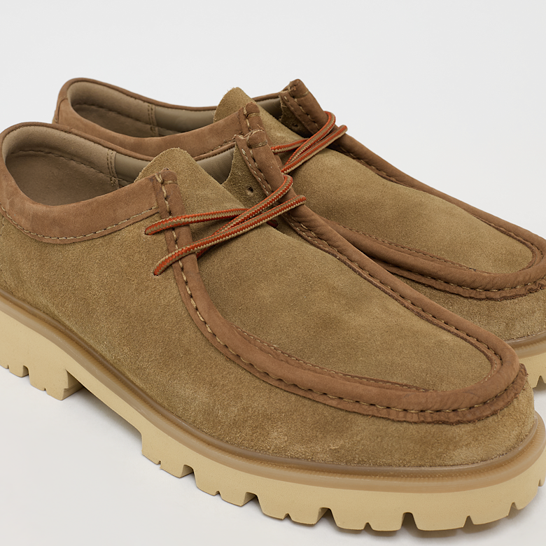 Buy Clarks Cleyhill Seam in bruin | 26186419 | solebox