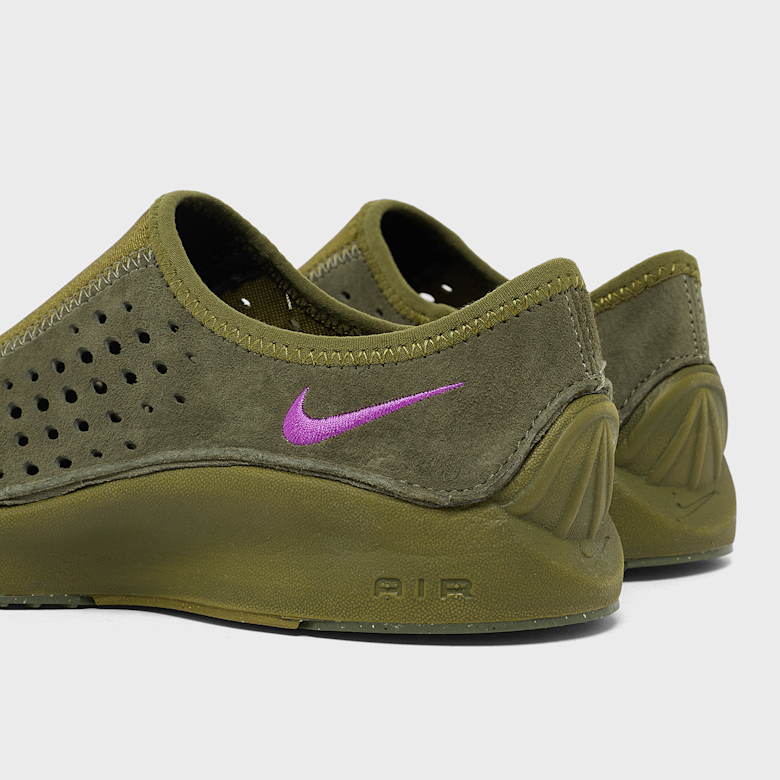 Buy Nike Wmns Air Superfly Moc in medium olive/vivid purple-olive