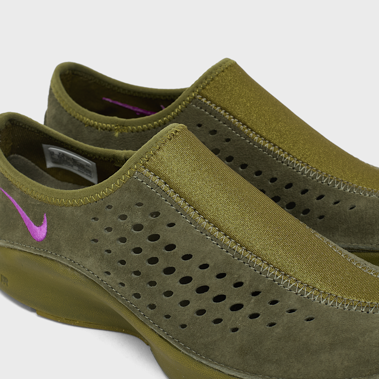 Buy Nike Wmns Air Superfly Moc in medium olive/vivid purple-olive
