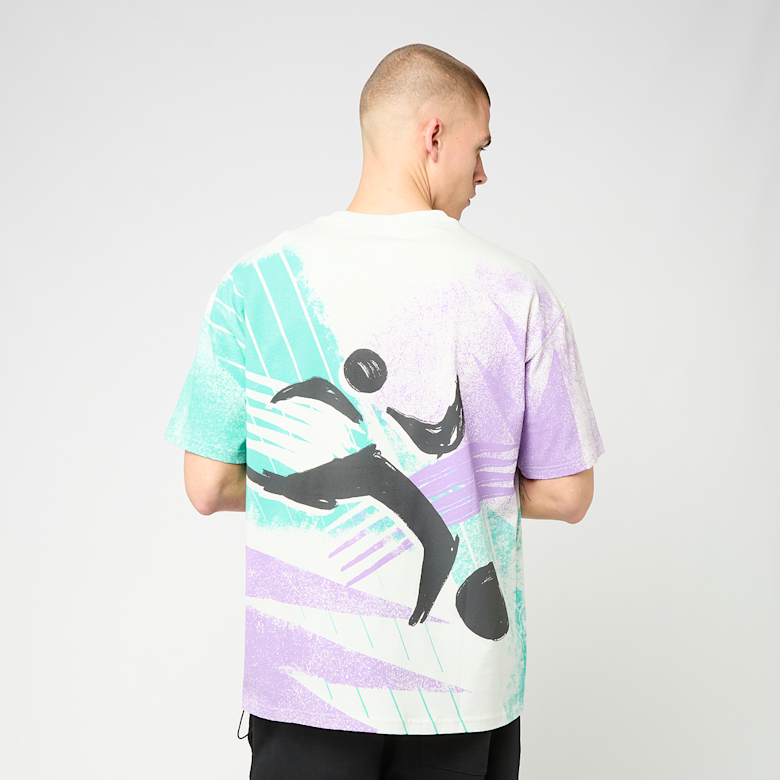 Buy Nike Sportswear Tee Lse Post Stamp in spruce aura | IR5777-069