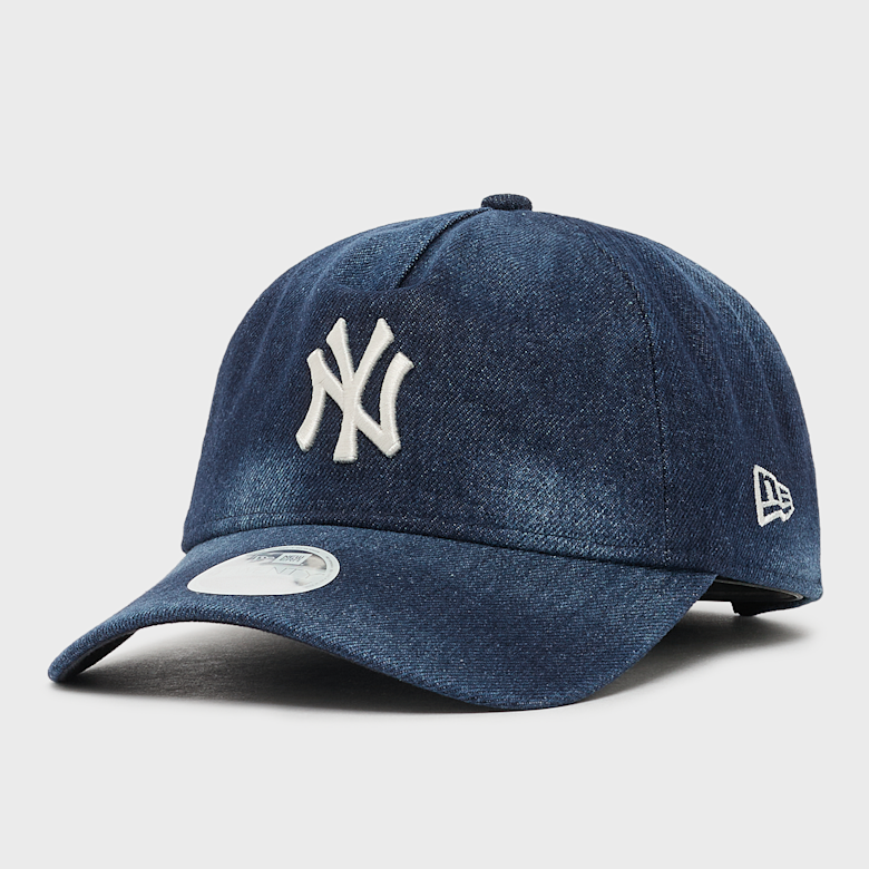 Buy New Era Denim 9Twenty® Af New York Yankees in blue | 60856302
