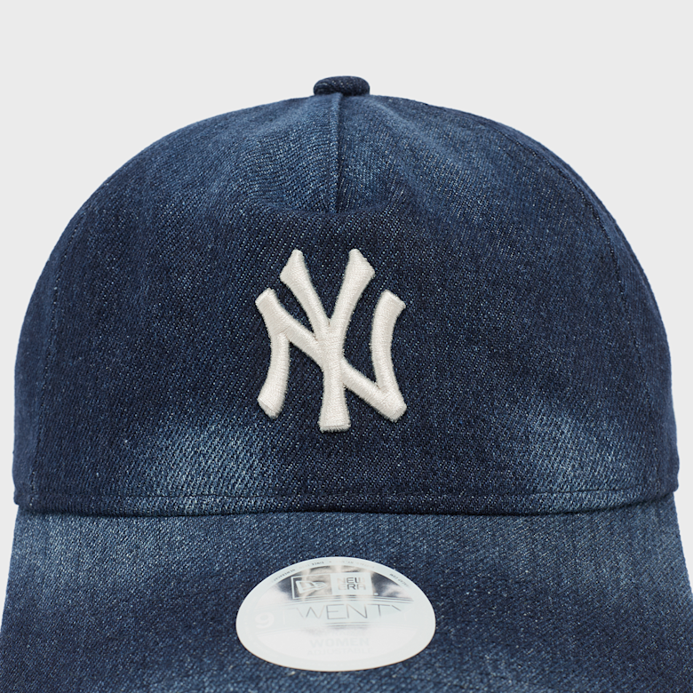 Buy New Era Denim 9Twenty® Af New York Yankees in blue | 60856302