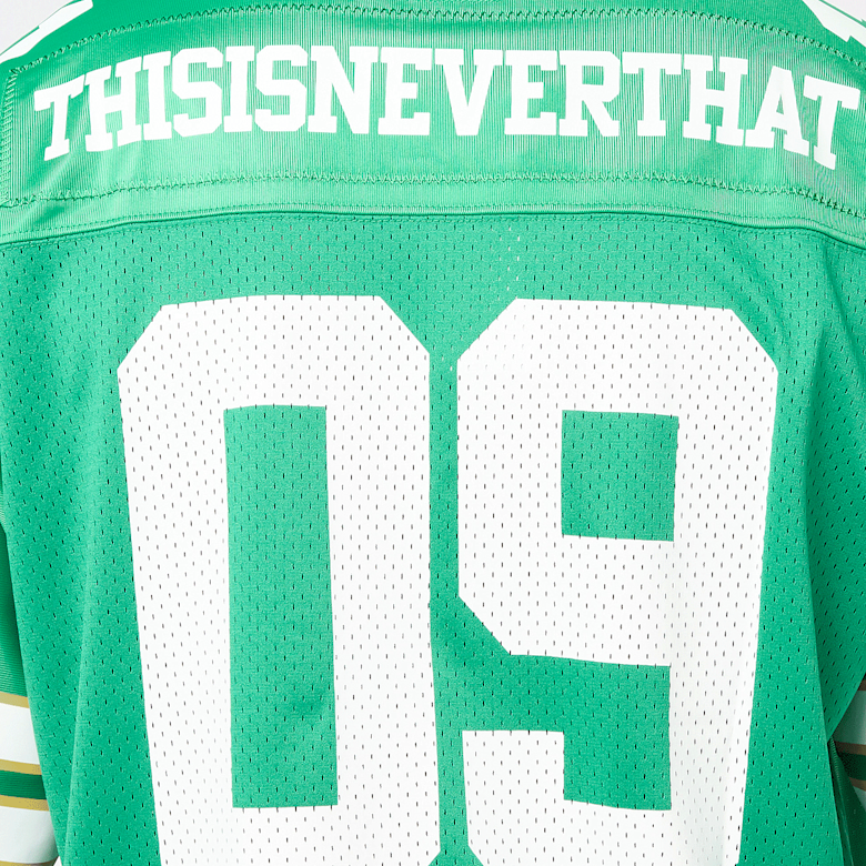 Buy thisisneverthat Football Jersey in groen | TN251WTOSP01-GRN