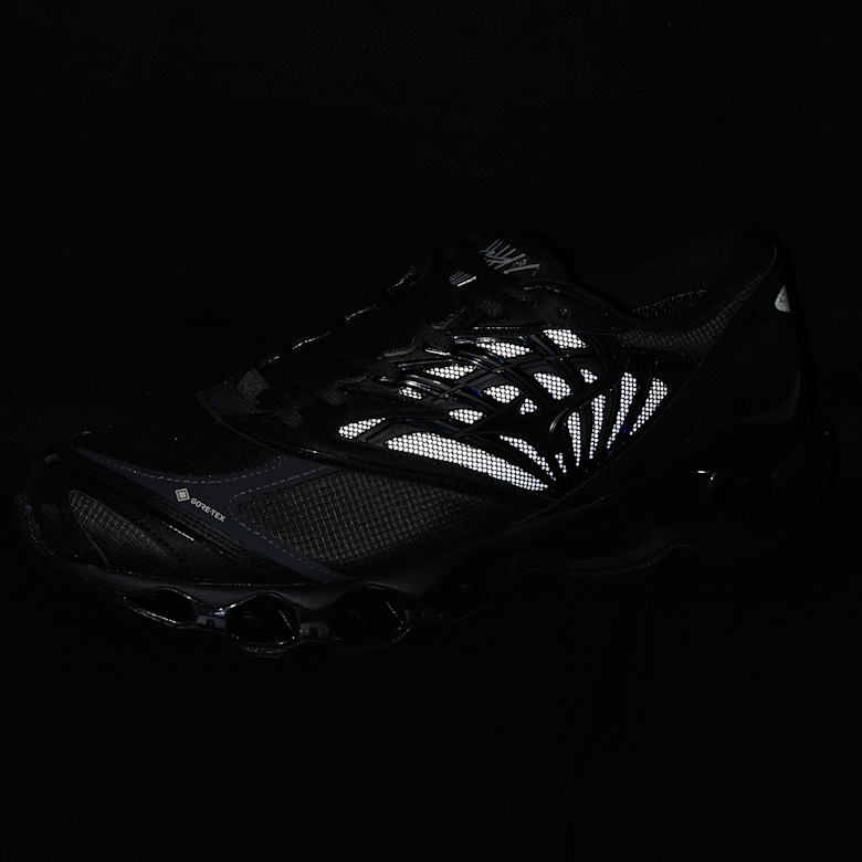 Buy Mizuno Wave Prophecy LS Gore-Tex in black sand/black