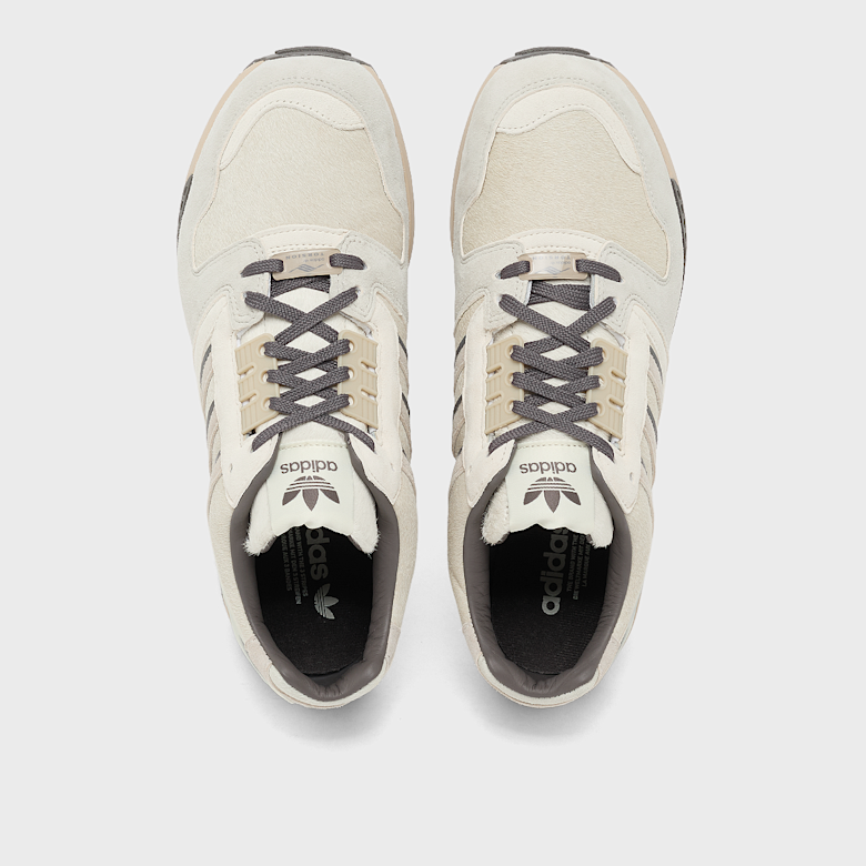 Buy adidas Originals ZX 8000 in alumina/wonder beige/charcoal