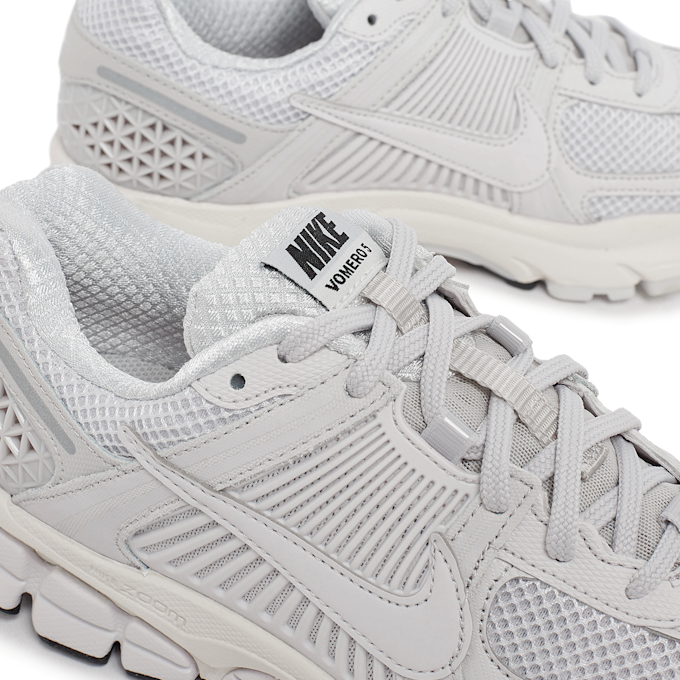 Nike Zoom Vomero 5 SP grau 53005 6