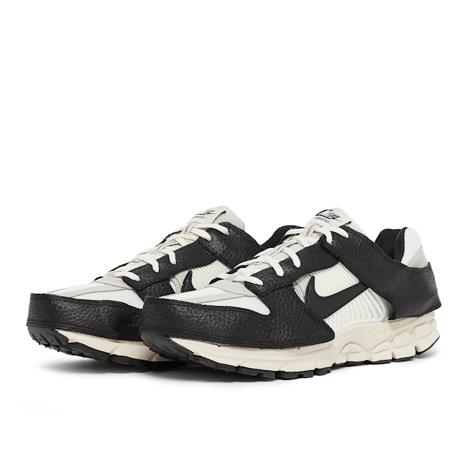 Nike Zoom Vomero 5 PRM "Timeless" blanc 78507 1