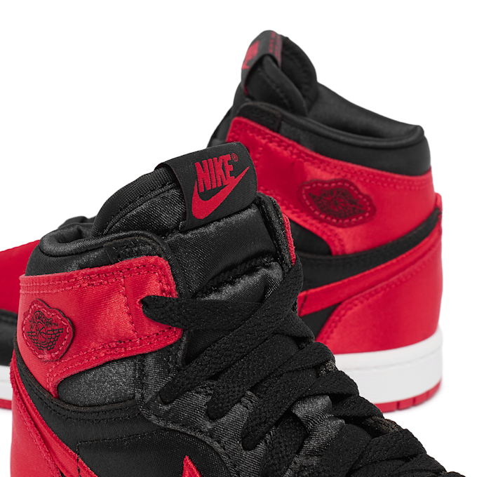 Jordan Air Jordan 1 High OG (PS) "Satin Bred" noir 80038 6