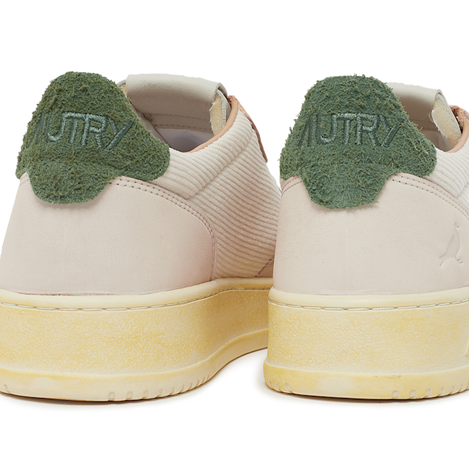 Autry x Staple Medalist Low Man beige 81247 6