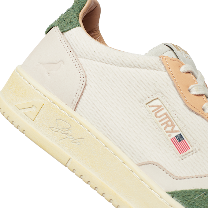 Autry x Staple Medalist Low Man beige 81247 7