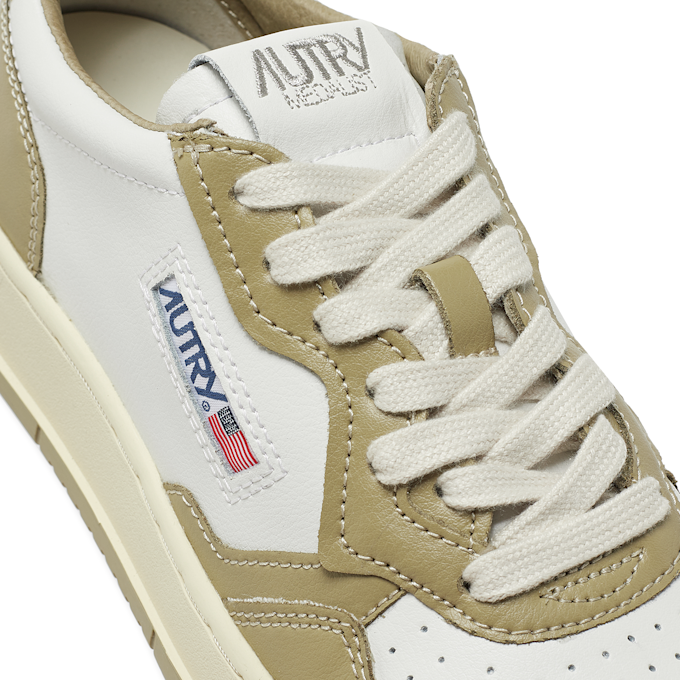 Autry&nbsp; Wmns Medalist Low beige 81340 6