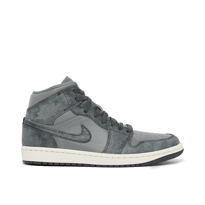 Jordan Wmns Air Jordan 1 Mid "Distressed Smoke Grey" gris 81539 2