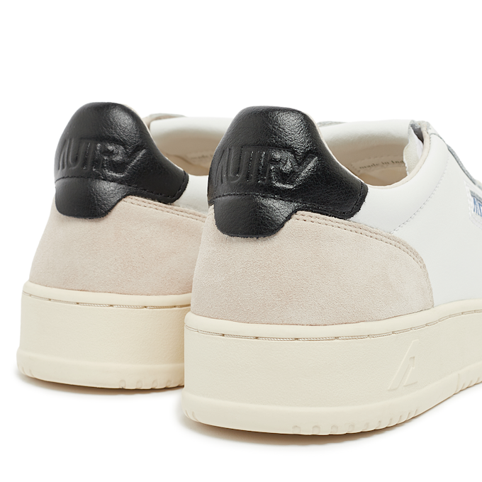 Autry Medalist Low wit 82481 6