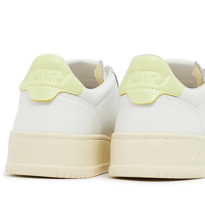 Autry Wmns Medalist Low blanc 82529 5