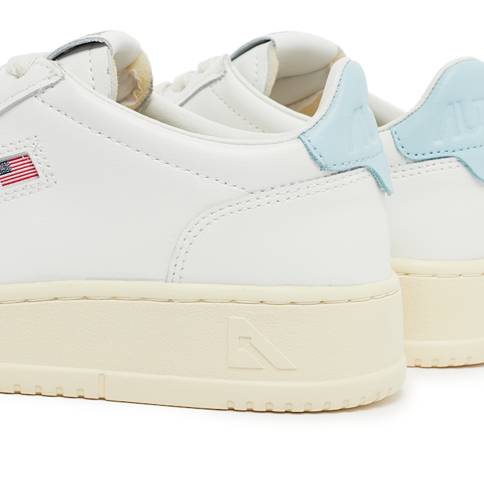 Autry Wmns Medalist Low white 82560 5