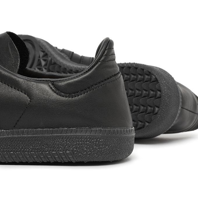 adidas Originals Wmns Samba Decon noir 82902 5