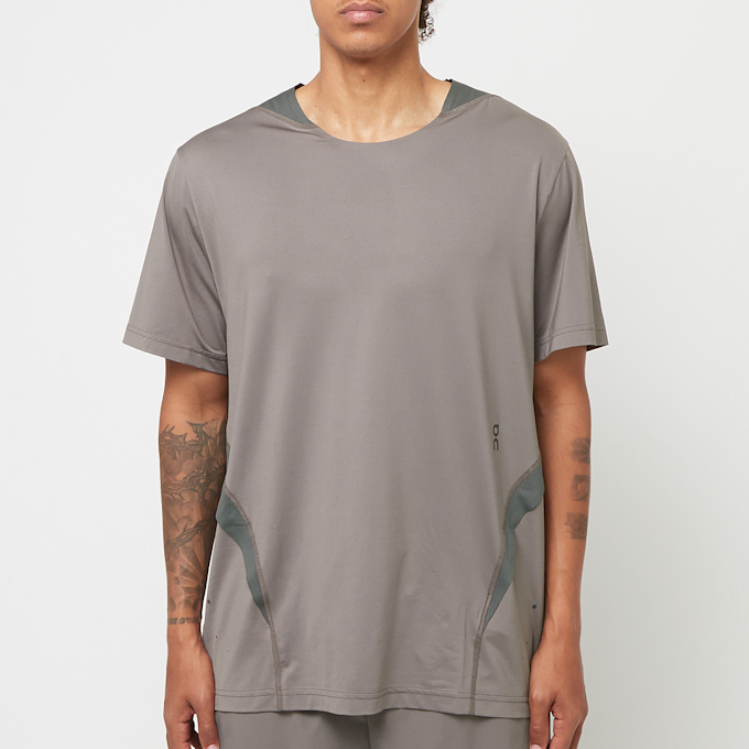 On x PAF Running T-Shirt gris 83095 2