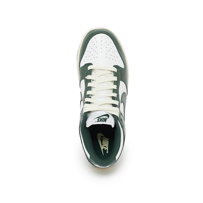 Nike Wmns Dunk Low "Vintage Green" grün 83257 4