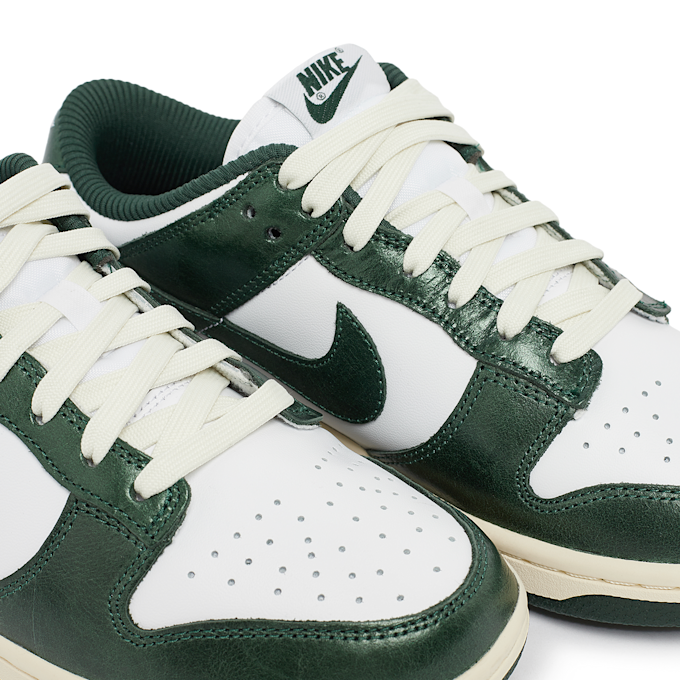 Nike Wmns Dunk Low "Vintage Green" vert 83257 5