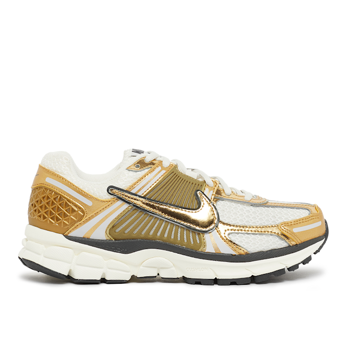 Nike Zoom Vomero 5 "Metallic Gold" doré 83298 2