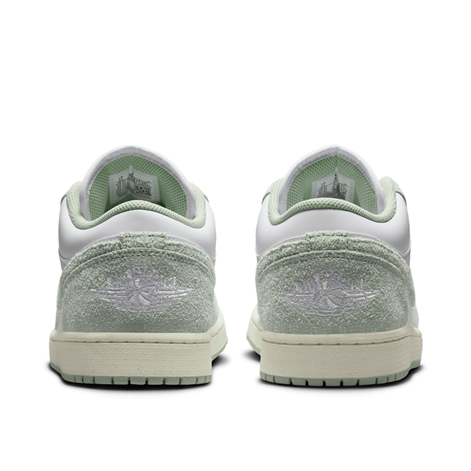 Jordan Air Jordan 1 Low SE "Light Green" groen 83326 5