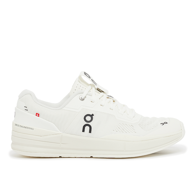 On The Roger Pro white 83450 2