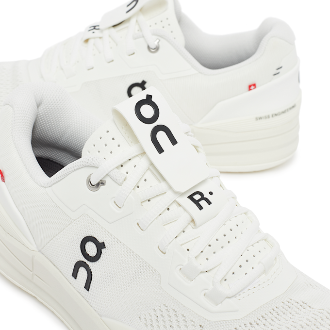 On The Roger Pro white 83450 6