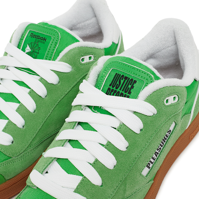 Reebok x Pleasures Club C Bulc grün 83495 5