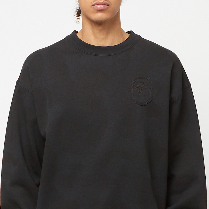 A Bathing Ape&nbsp; Ink Camo Ape Head Badge Crewneck noir 83795 6