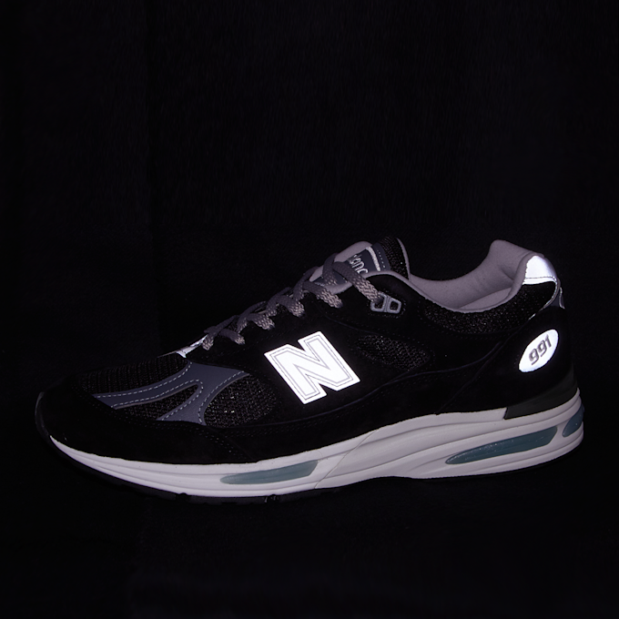 New Balance 991v2 "Black" zwart 84207 9