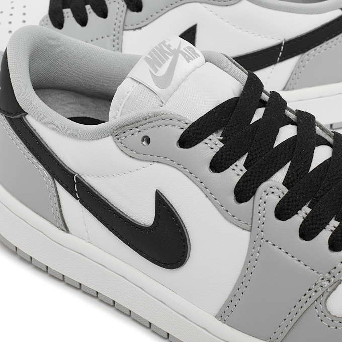 Jordan Wmns Air Jordan 1 Low OG "Barons" gris 84821 6